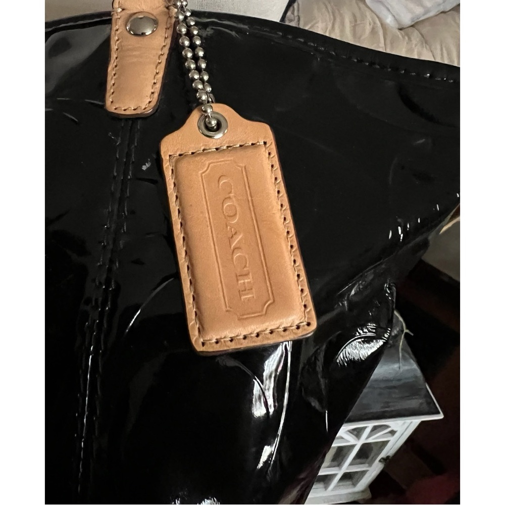 ***SOLD***Coach Patent Leather Signature Embossed Tote Handbag - Picture 9 of 10